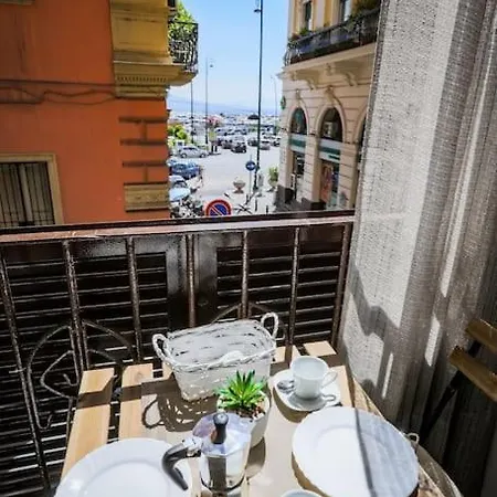 Casa Alfredo Mergellina Sea&City Naples Exterior photo